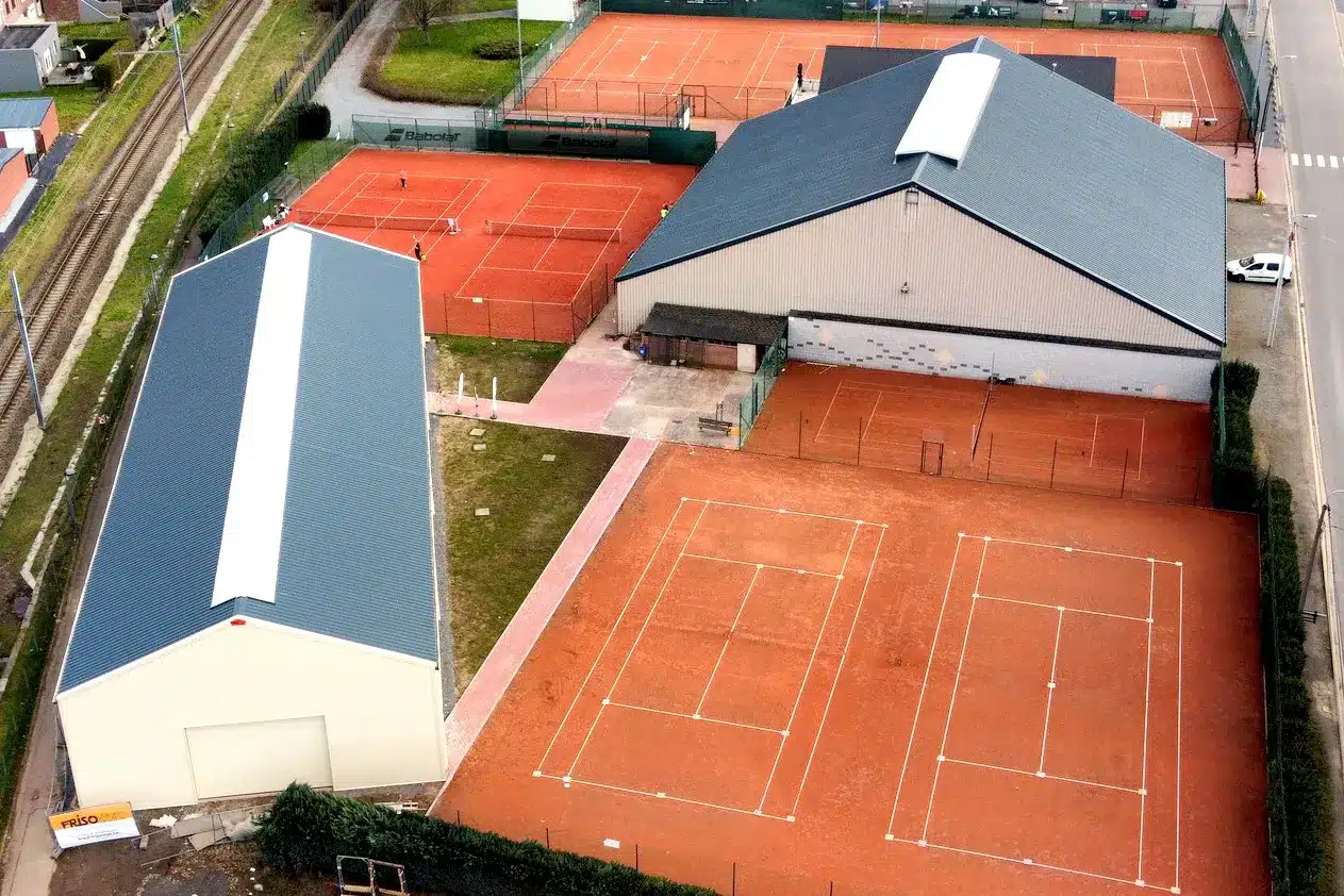 Frisomat industrial buildings steel padel court canopy padeloverkapping couverture