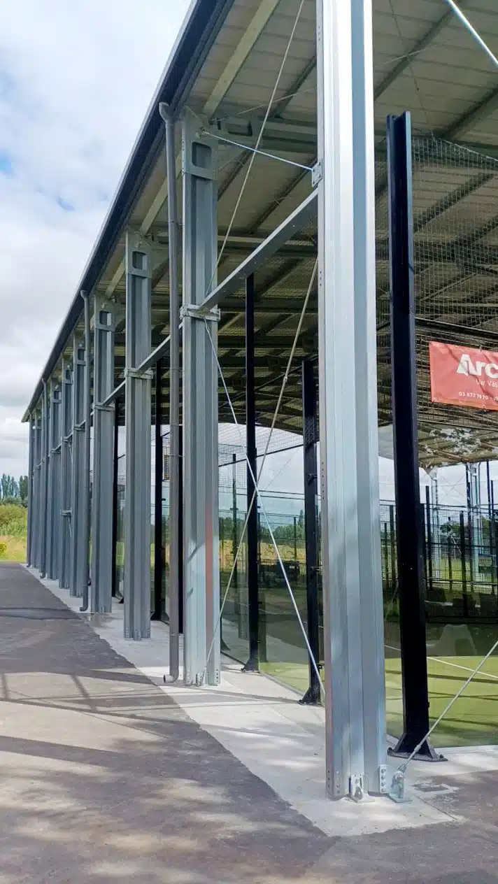 Frisomat industrial buildings steel padel court canopy padeloverkapping couverture 2