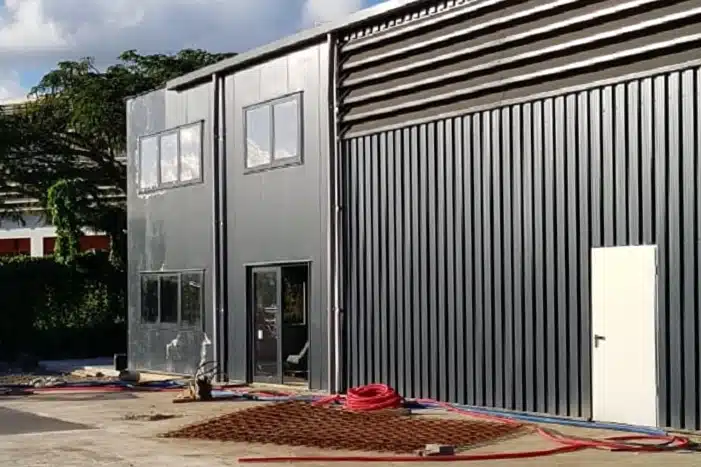 SCI Panamaz Industrial buildings Storage building exterior Frisomat 2