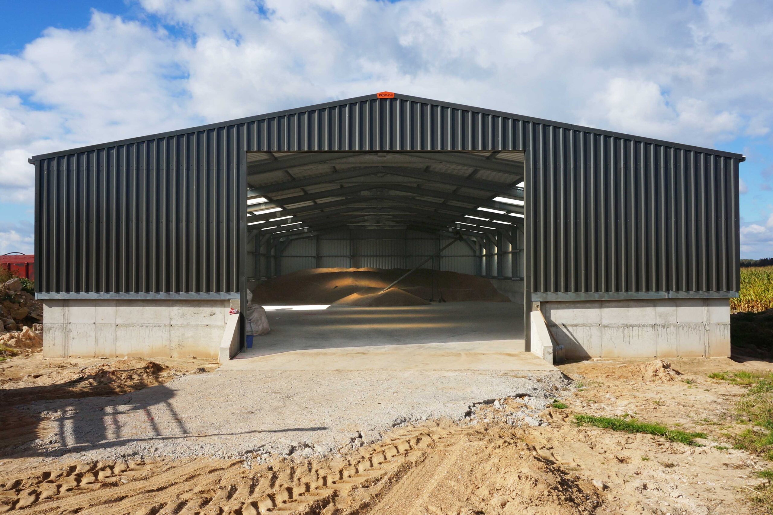 Ontdek de voordelen van een Frisomat-opslaggebouw 2 Agricultural building Bulk Storage Hall Exterior Frisomat