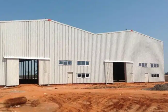 TEC-DREAM Industrial Buildings Production hall Storage hall Exterior Frisomat