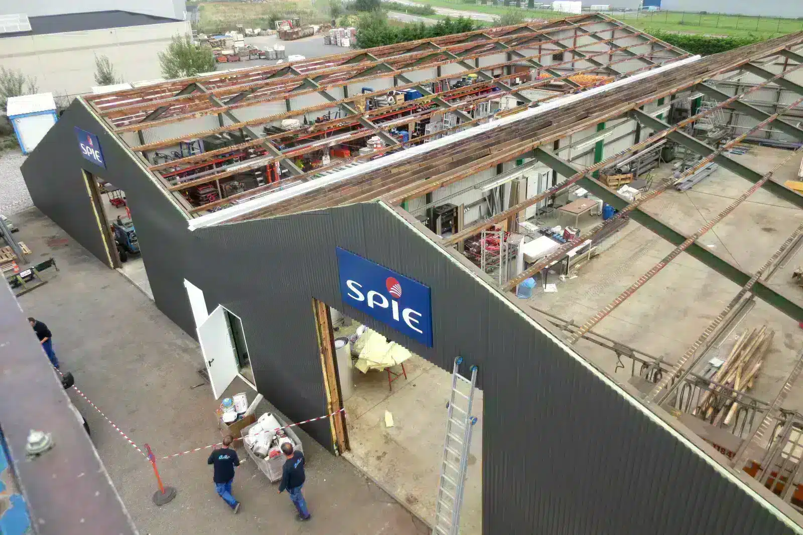 Frisomat industriele dakrenovatie gevelrenovatie asbestrenovatie bedrijfsgebouwen 3