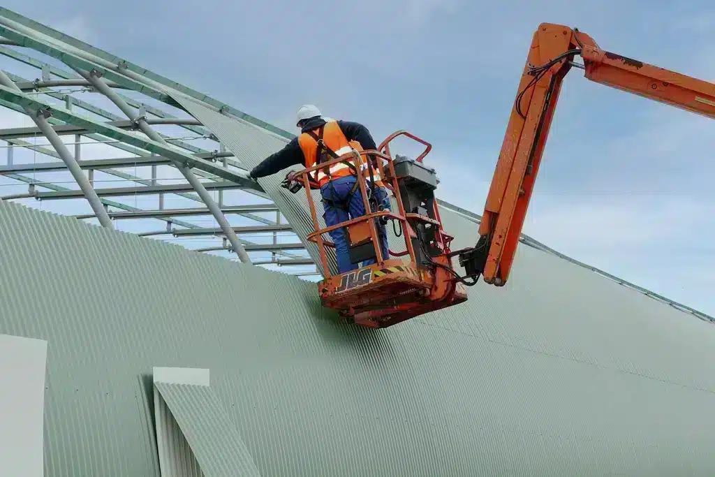 Frisomat industriele dakrenovatie gevelrenovatie asbestrenovatie bedrijfsgebouwen 8