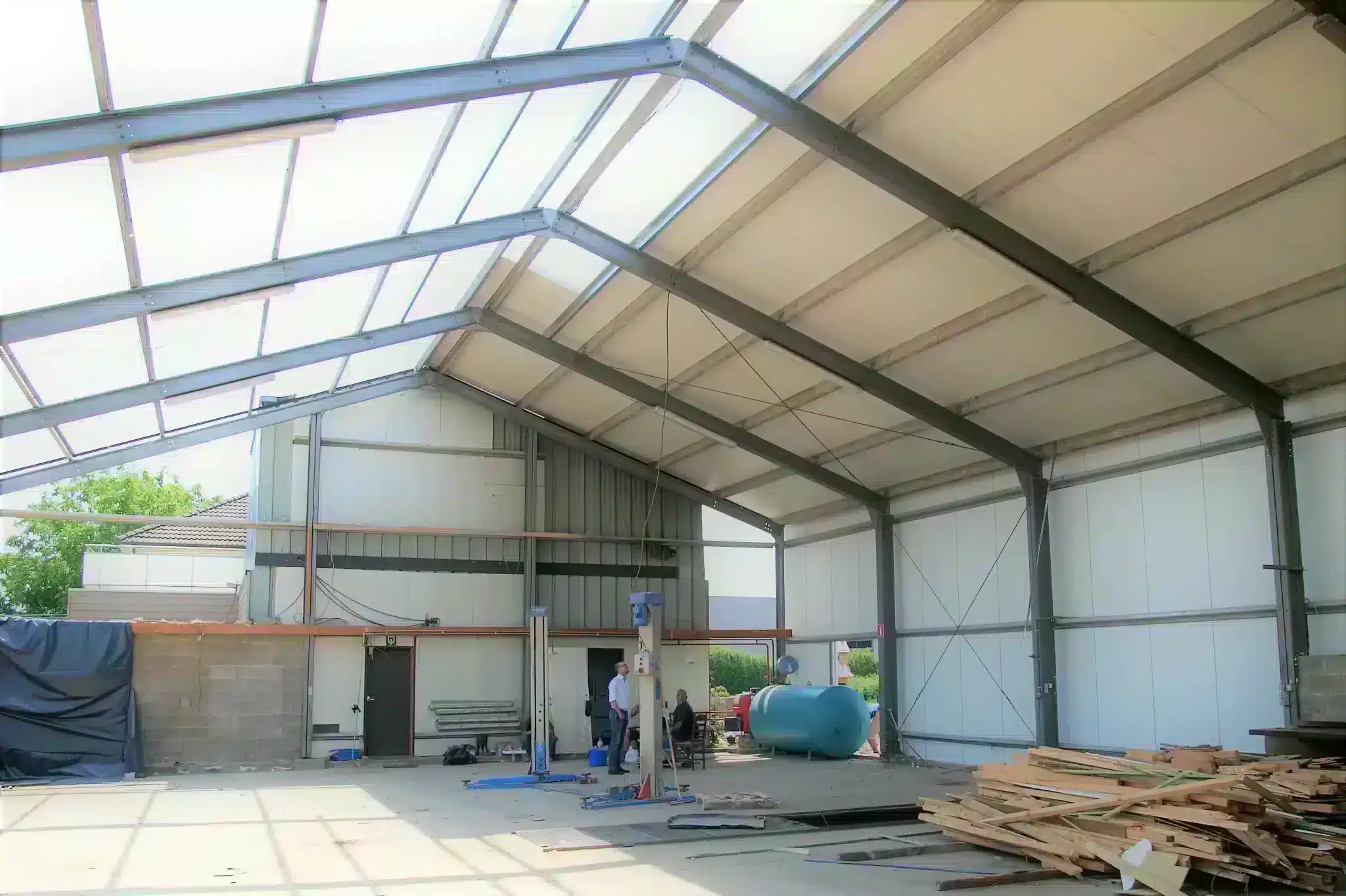 Frisomat industriele dakrenovatie gevelrenovatie asbestrenovatie bedrijfsgebouwen 9 scaled