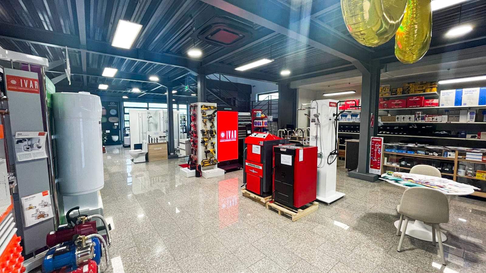 kadata Roman showroom depozit 590 mp 3