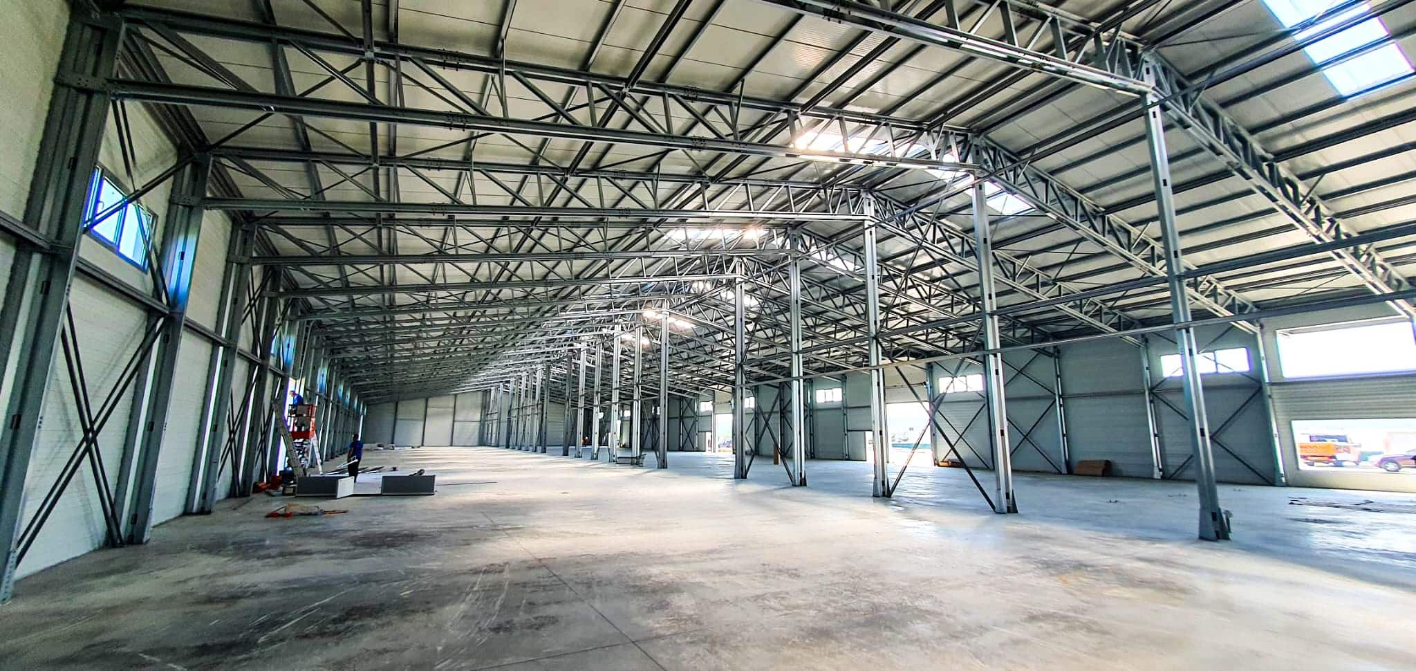pentarom pitesti depozit 3400 mp hala metalica frisomat romania 12