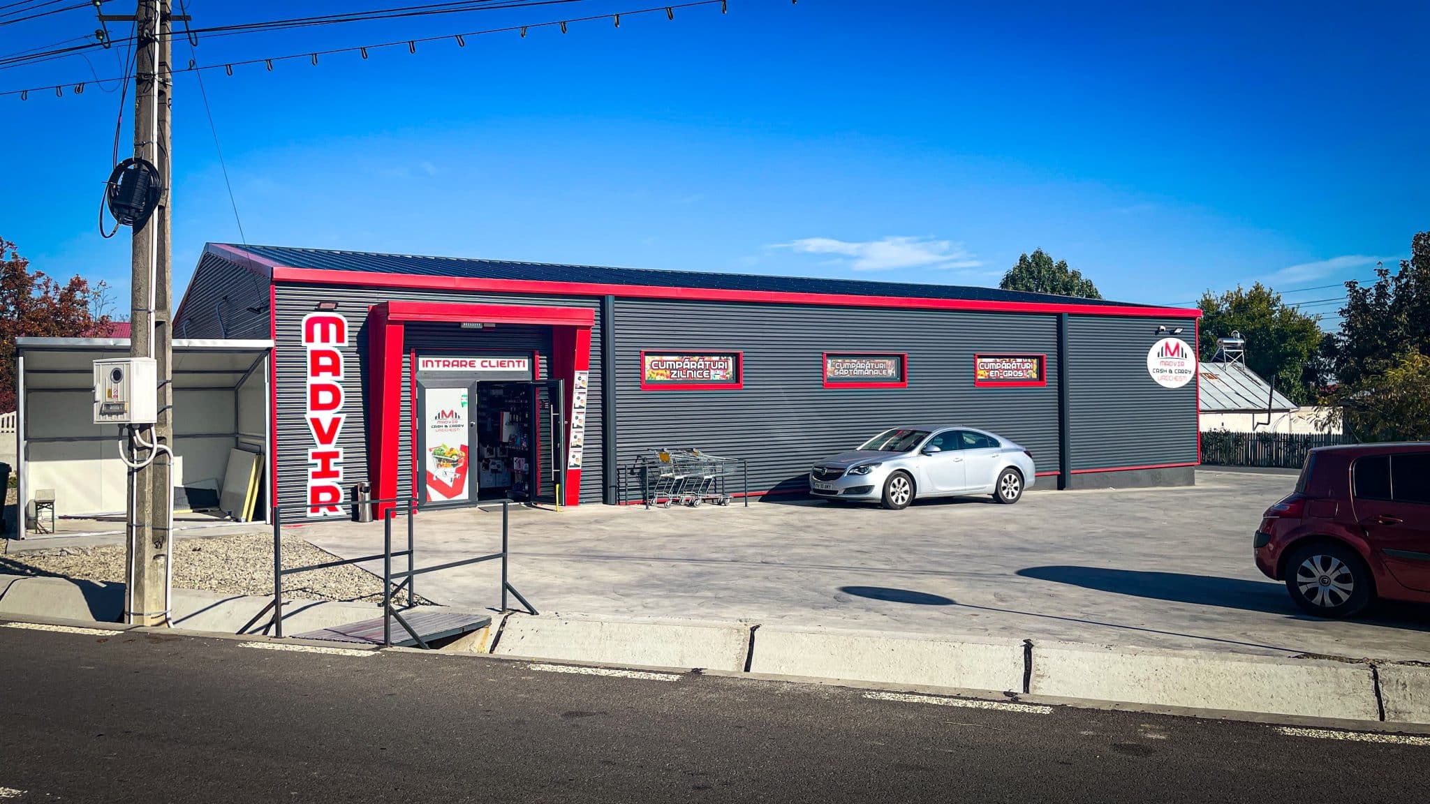 Hală metalică pentru supermarket MADVIR, finalizată de Frisomat România în Urechești, Vrancea